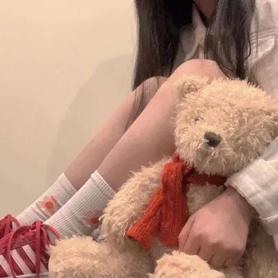 堕入地球的间谍